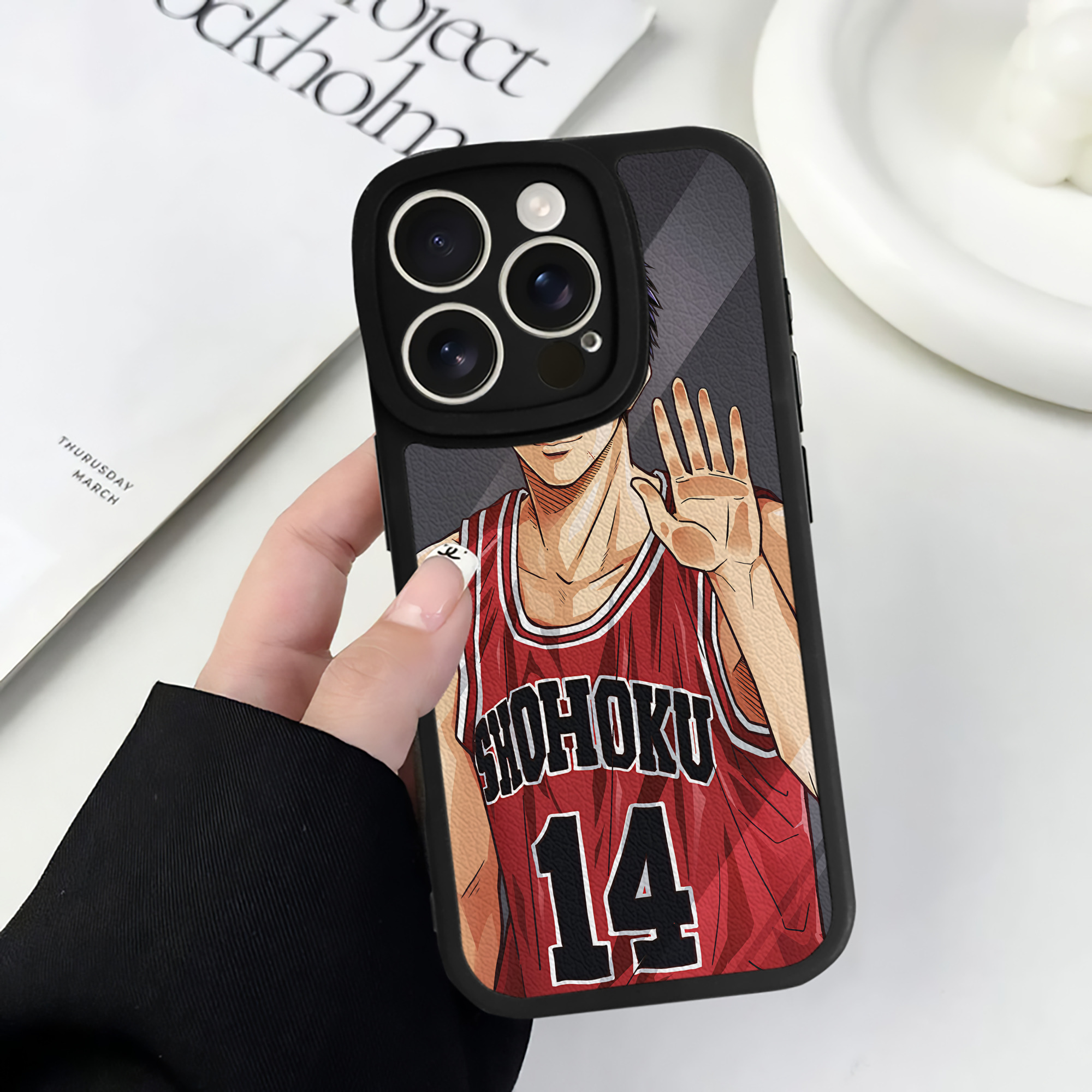 （画像用） SLAM DUNK／スラムダンク 【iPhone 16シリーズ対応】シリコンスマホケース（レザー調） 材質：シリコン